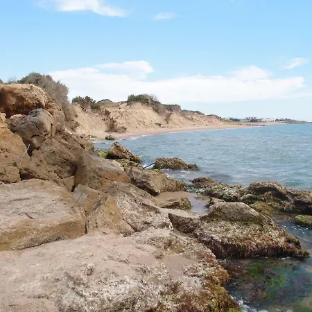 Sulle Tracce Di Montalbano Holiday home *